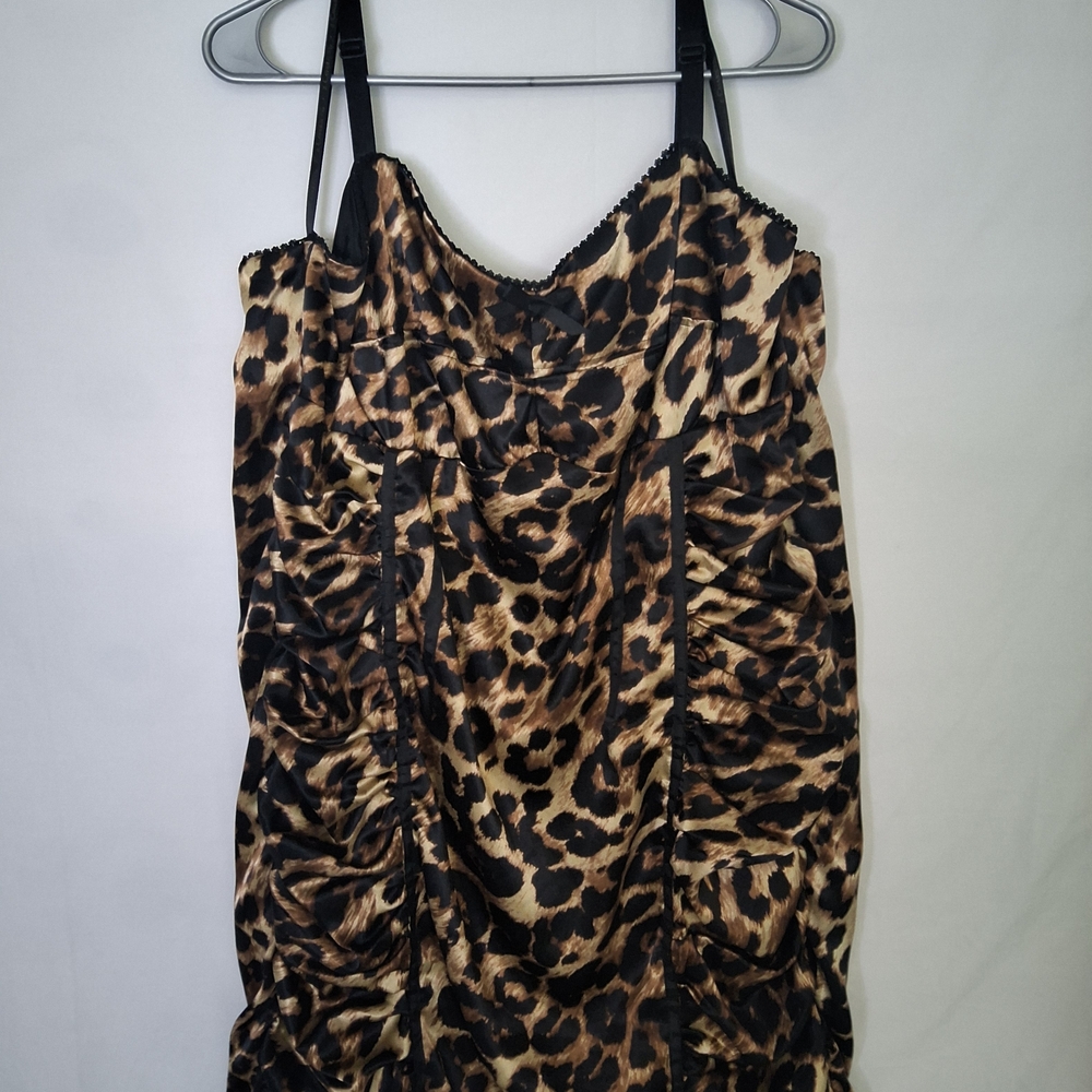 Leopard Print Ruched Dress - Picture 1 of 5